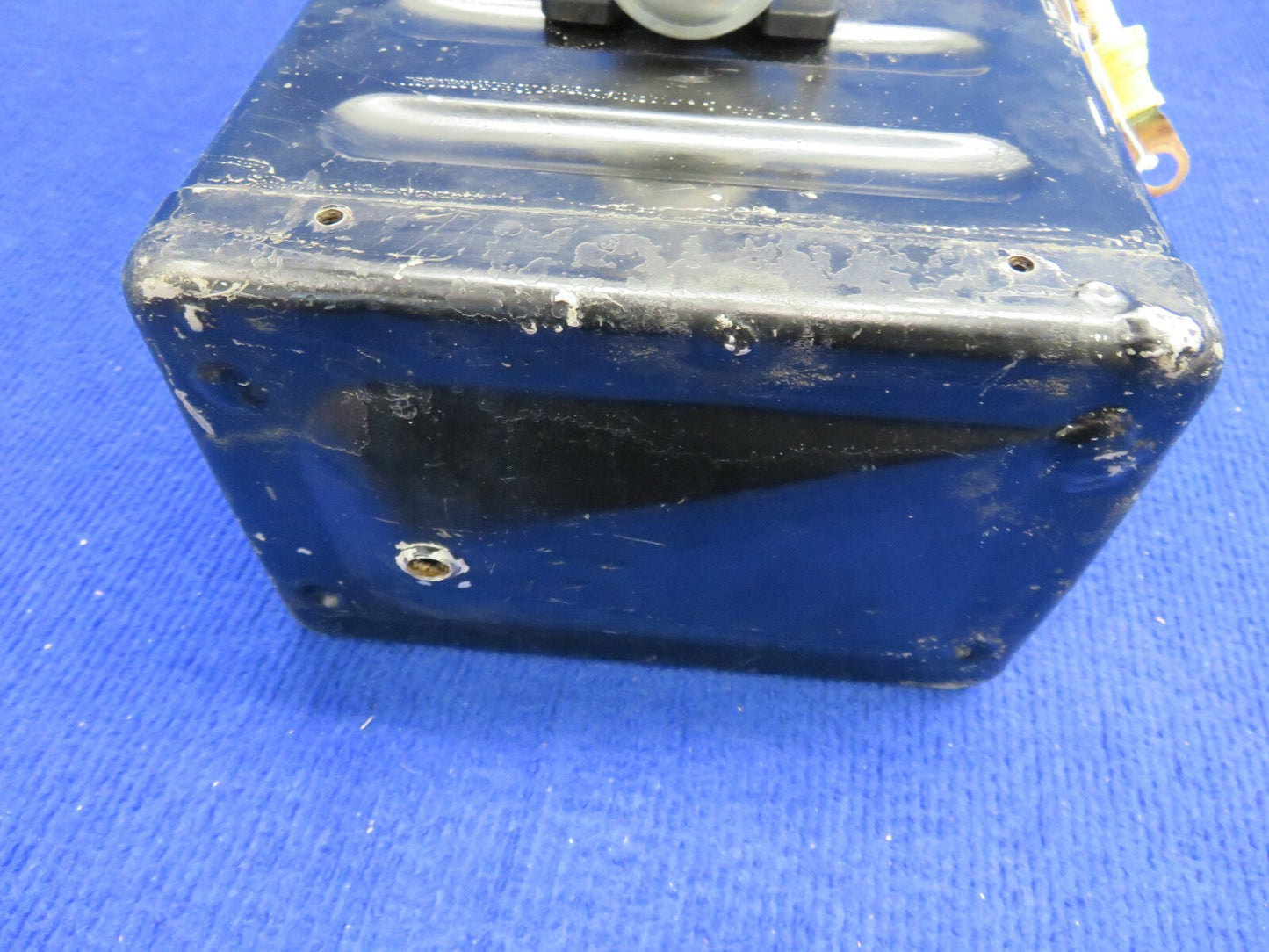 Cessna 150 Battery Box (0322-492)6