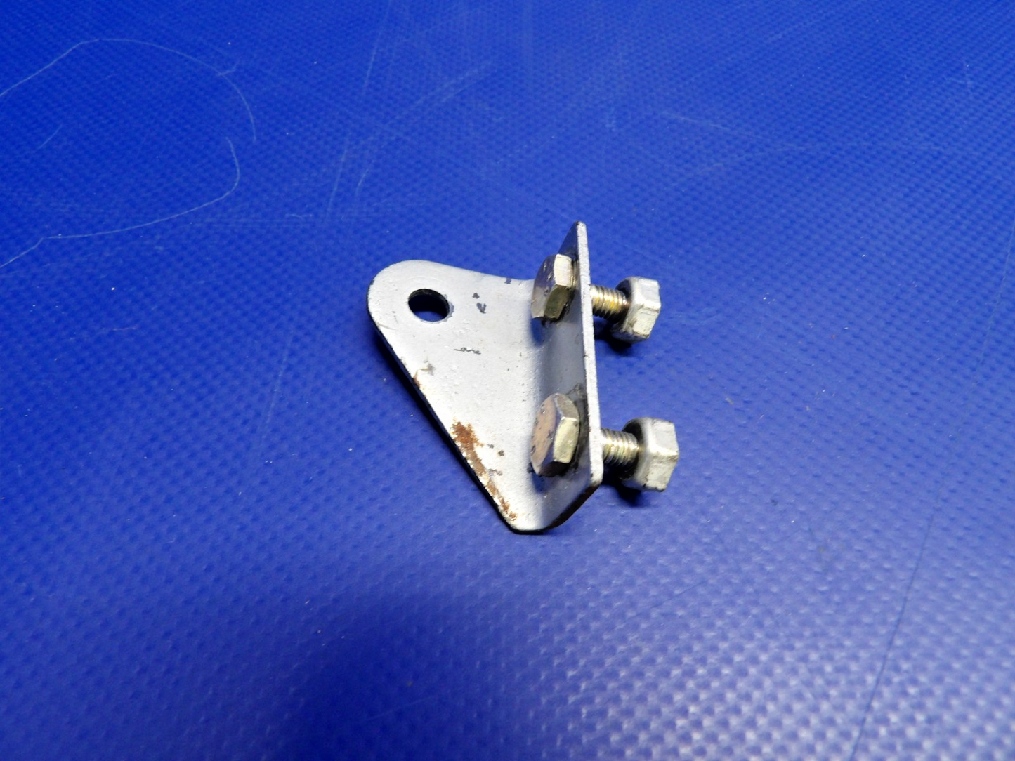 Cessna 172G Seat Belt Fitting LH/RH INBD/OTBD 0510205-3 & -4 SET OF 4 (0326-12106