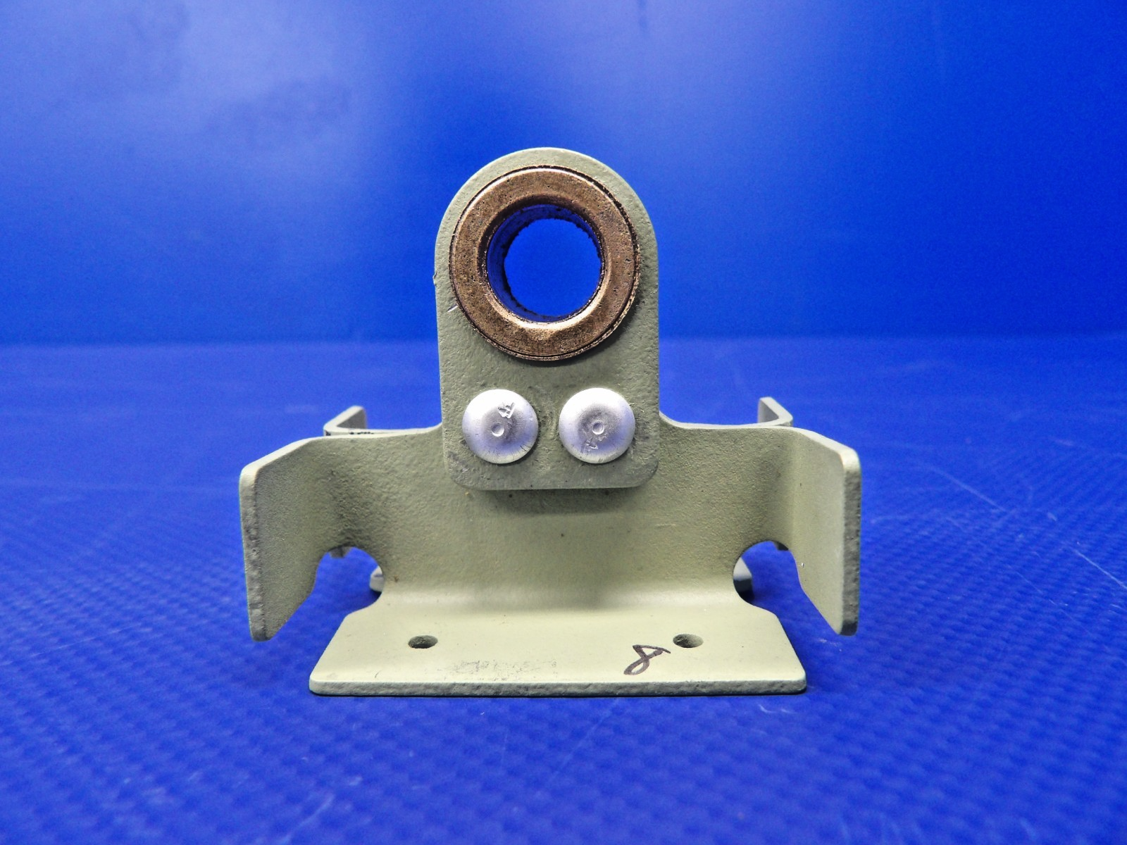 Cessna 150 / 152 Vertical Fin Middle Hinge Half w/8130 0431010-7 NOS (0426-1234)7