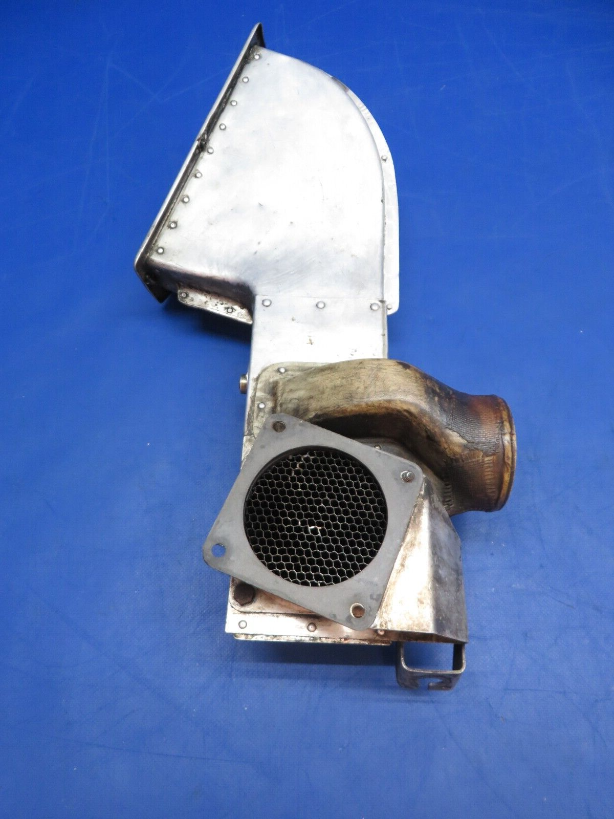 1956 Cessna 310 Carburetor Air Box Assy P/N 0850570-1 (0723-486)