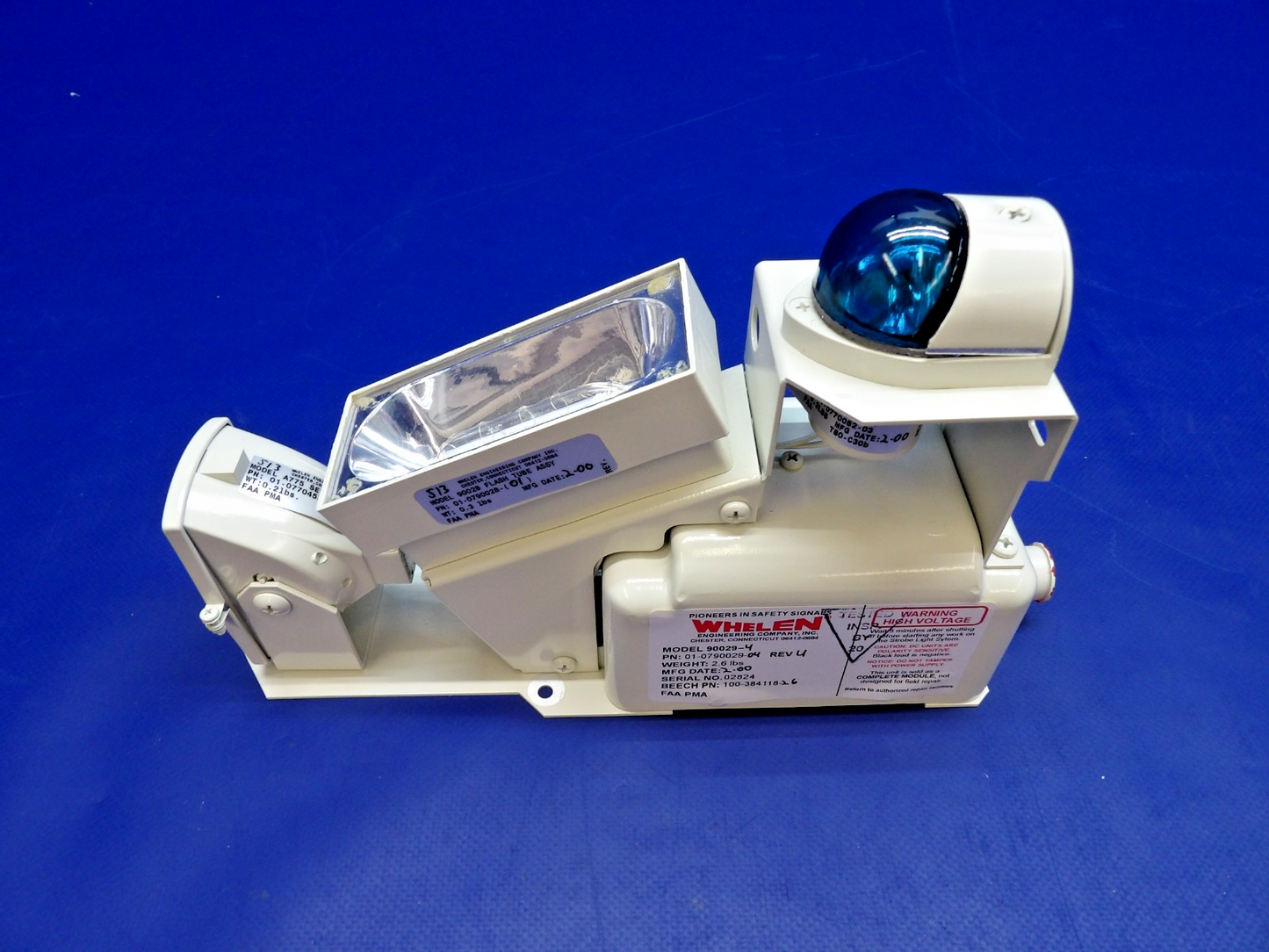 Whelen 90029-4 RH Wing Tip Strobe Light 28V P/N 100-384118-26 TESTED (0426-1340)5