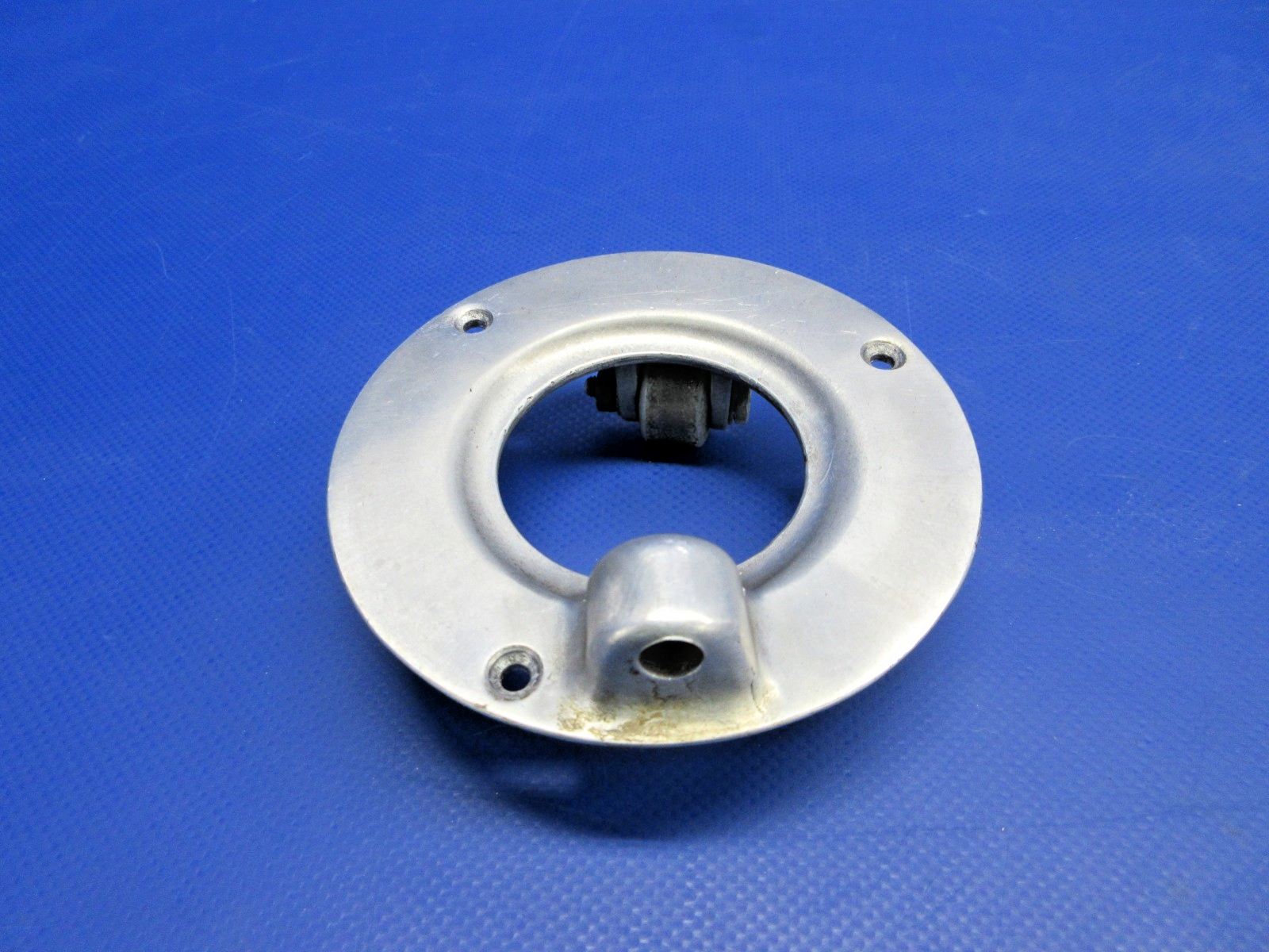 Beech D95A Travel Air Control Column Hanger P/N 35-524125 (0326-786)0