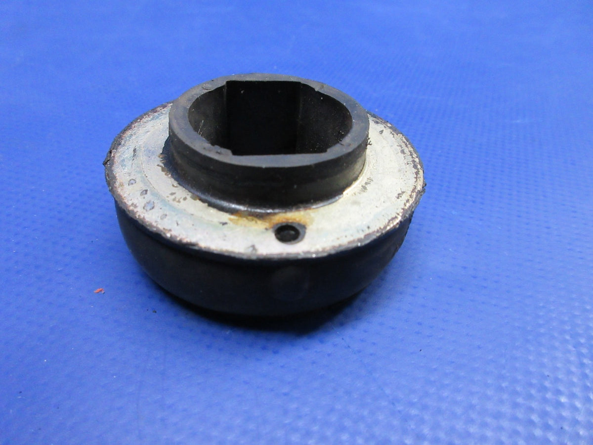 Barry Engine Shock Mounts P/N 94150-40 LOT OF 4 (0926-764)12