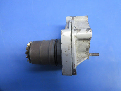 Bell 47J-2 Helicopter Rotor Tachometer Generator Drive 47-620-287-1 (1124-919)