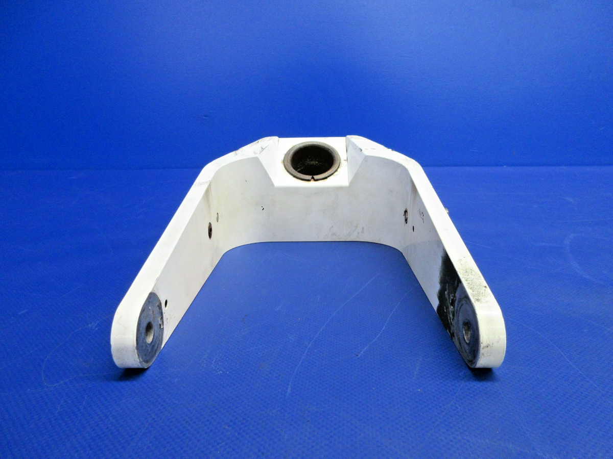 Cirrus SR22 Nose Gear Fork P/N 11638-003 (0926-800)6