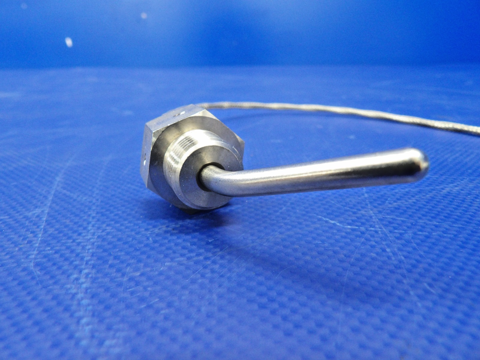 Cirrus SR20 Oil Temperature Sensor P/N 26920-001 NOS (0426-1355)7