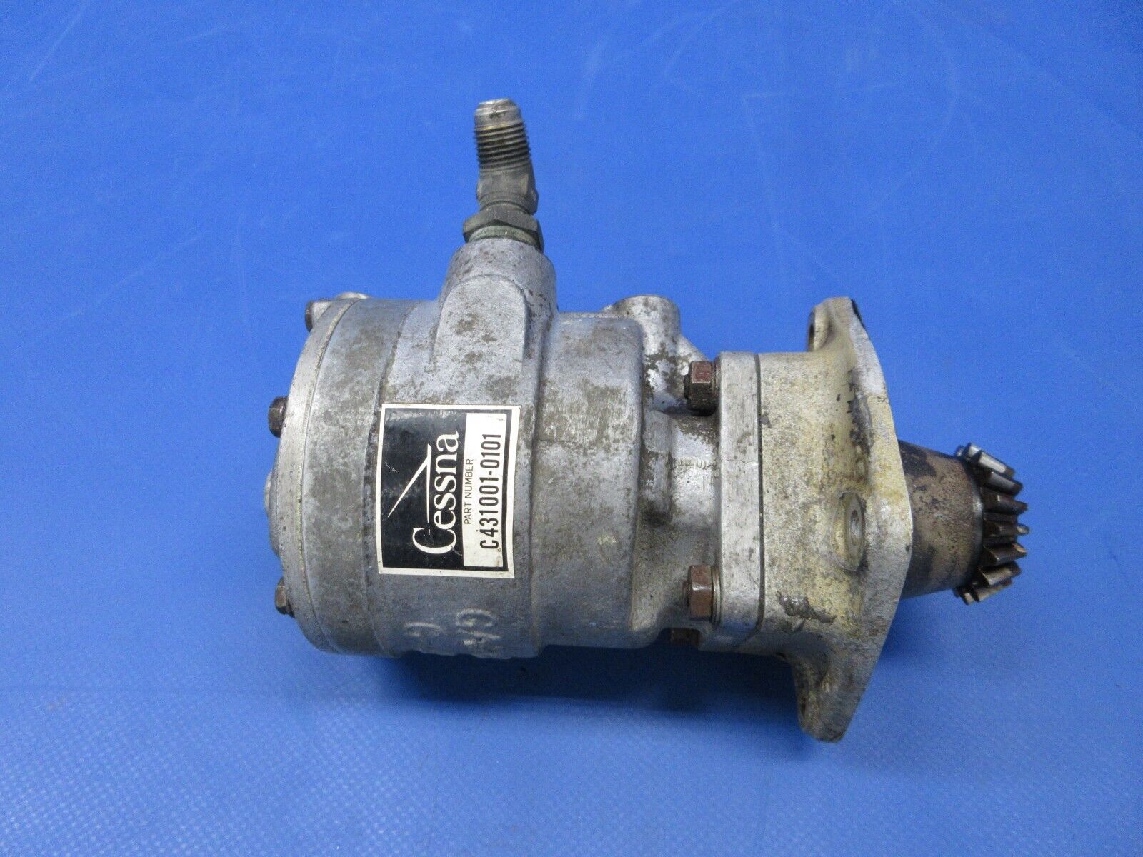 Continental O-200-A Vacuum Pump & Adapter P/N C431001-0101 CORE (0824-2057)