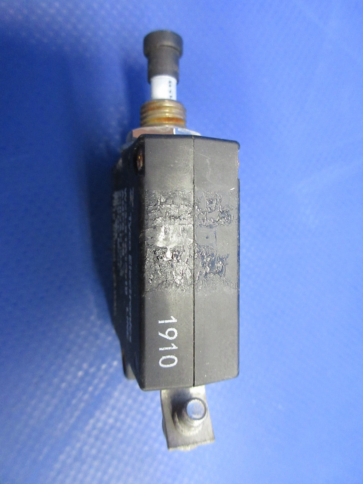 Air Tractor AT-301 Circuit Breakers P/N W23-X1AIG-10 LOT OF 4 (0626-746)10