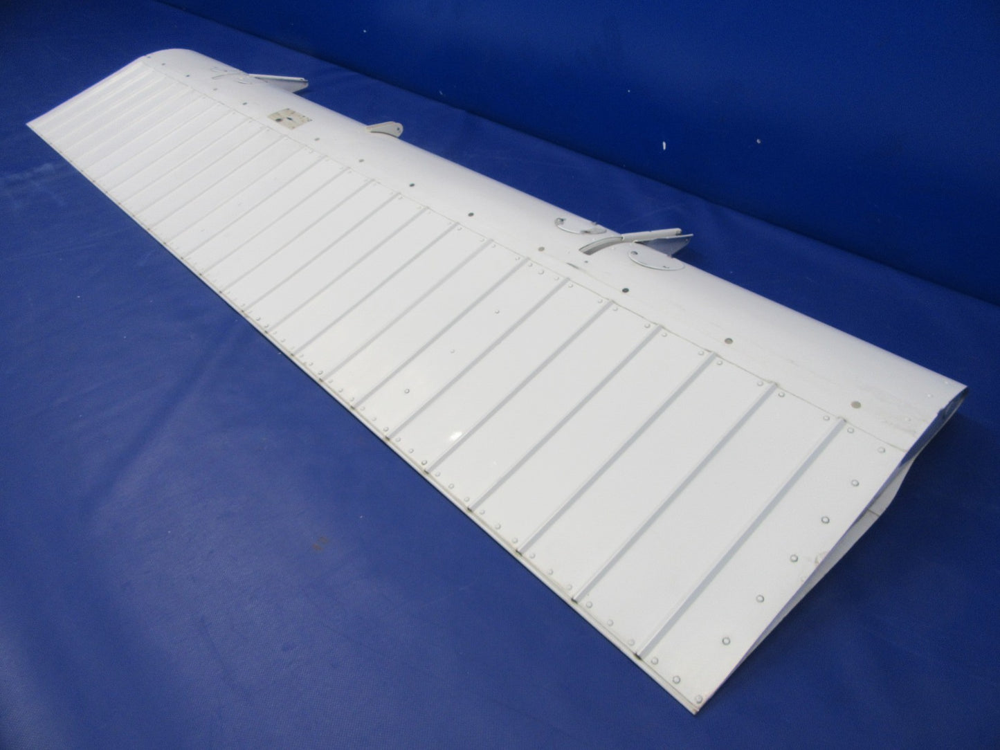 Stop Drilled Cracks / Cessna 172 / 172RG LH Flap P/N 0523901-35 (0326-07)0