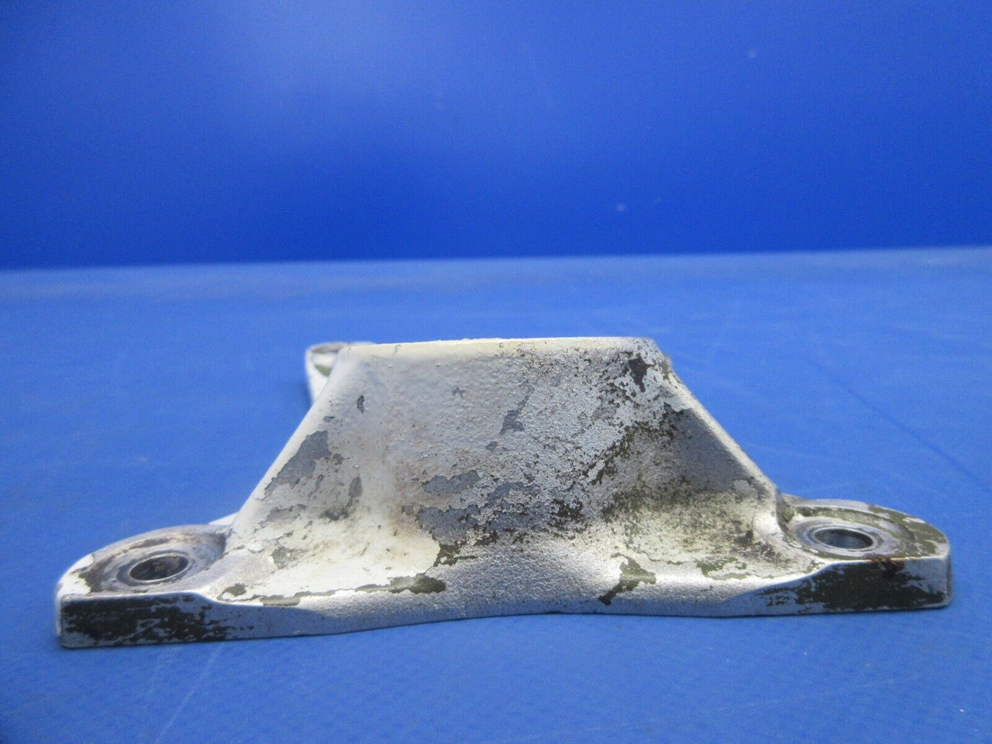 Piper PA-32RT-300T Lance II Main Gear AFT Trunnion Fitting 67042-13 (0924-864)