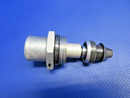Cessna 310 / 310N Standard-Thompson Control Valve P/N 8A615-001 (0926-745)4