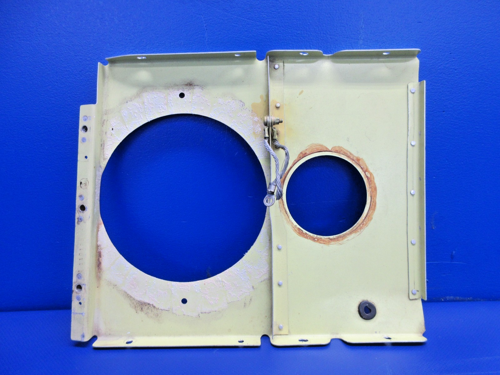 Beech Travel Air RH Leading Edge OTBD Fuel Cell Pan P/N 35-115431-70 (0326-726)1