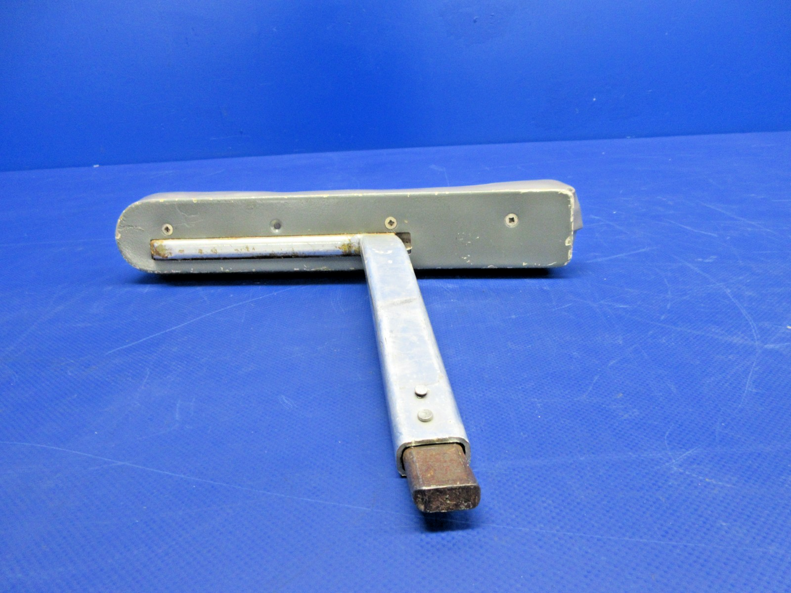 Cessna 310 / 310I Left Hand Armrest P/N 0812990-16 (0326-873)6