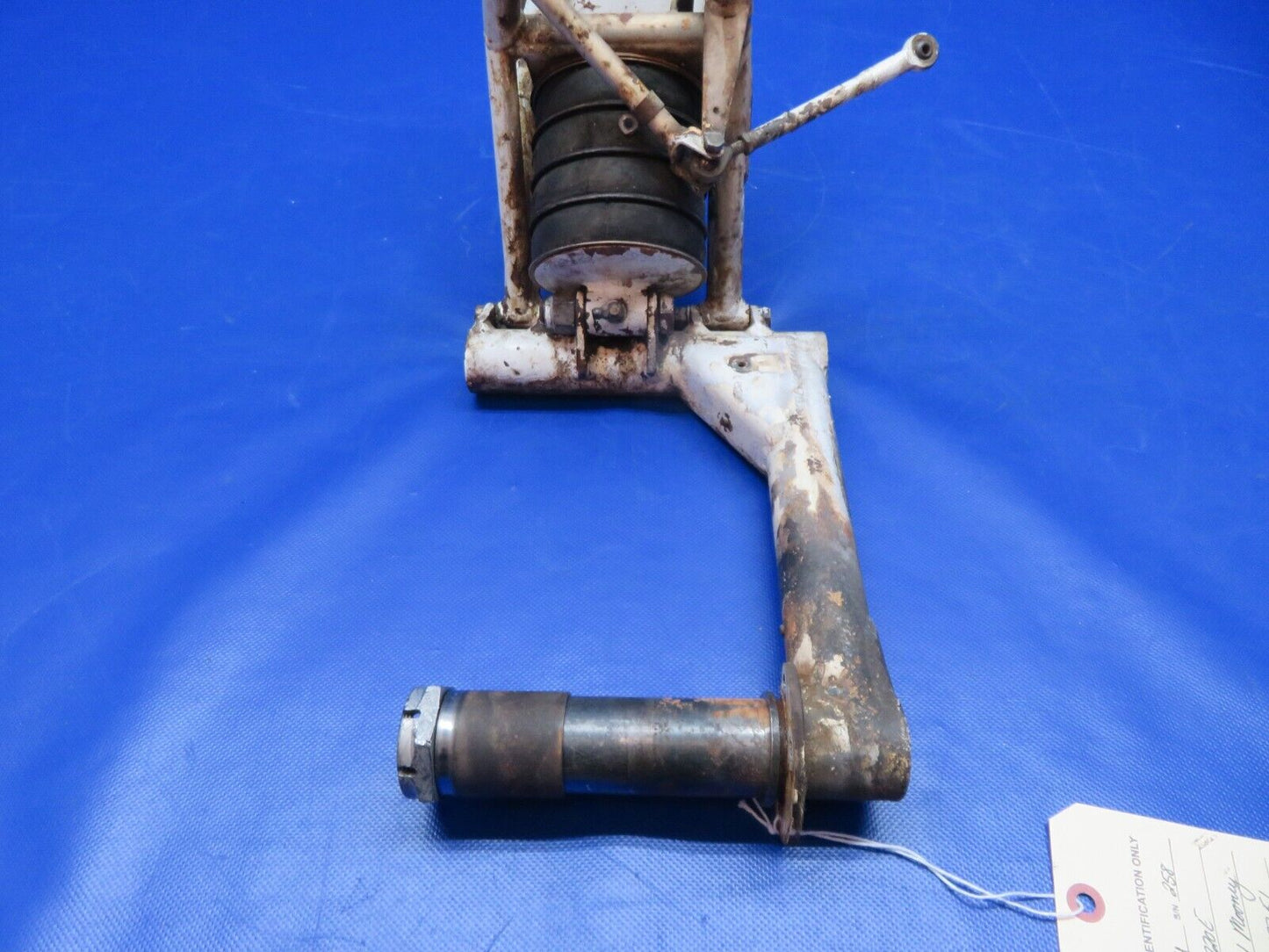 Mooney M20 / M20E RH Main Gear Assy P/N 5257-2 (0424-136)