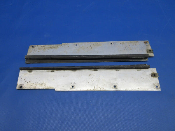 Piper PA-28-181 Archer AFT Wing Access Plate Assy LH & RH 67723-00 (0524-1039)