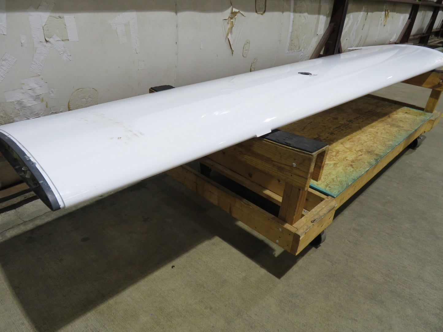 2001 Diamond DA-40-180 Right Hand Wing S/N 40.044 (0326-98)16
