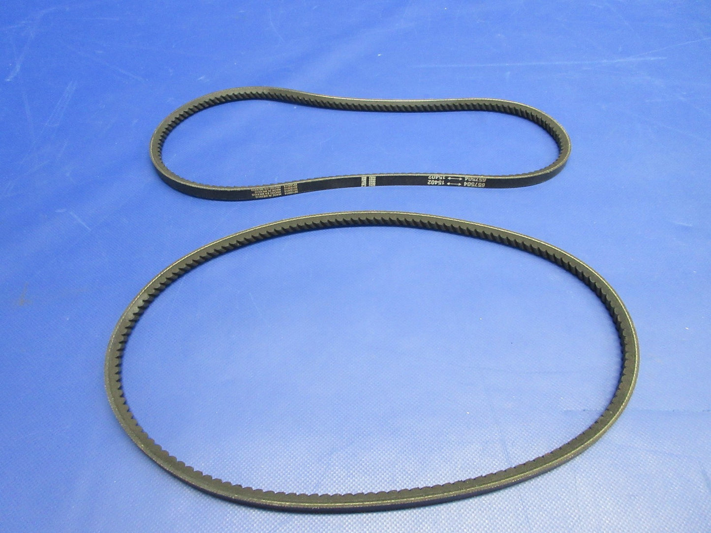 Continental IO-360 Alternator Drive Belt P/N 657504 LOT OF 2 NOS (0326-745)4