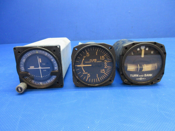 Beech C23 Sundowner Instruments Man Cave / Decoration LOT OF 8 (1024-1341)