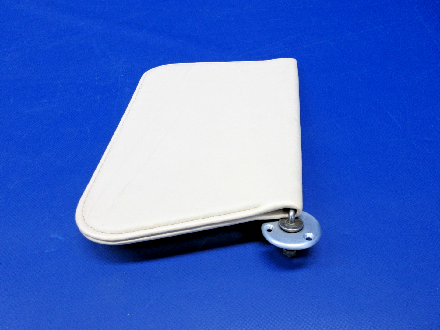 Beech 95 / D95A Travel Air Sun Visor Set P/N 35-534406-71 (0326-844)11
