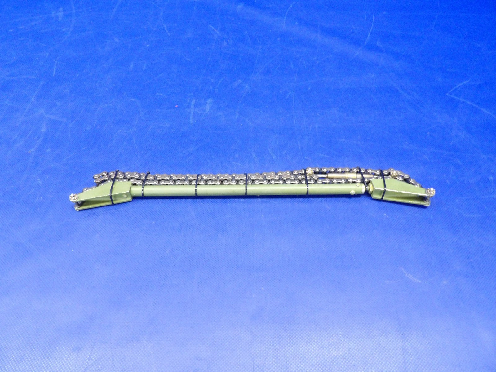 Cessna 421 Control Yoke Interconnect Rod & Chain P/N 5015045-1 (0726-1228)0