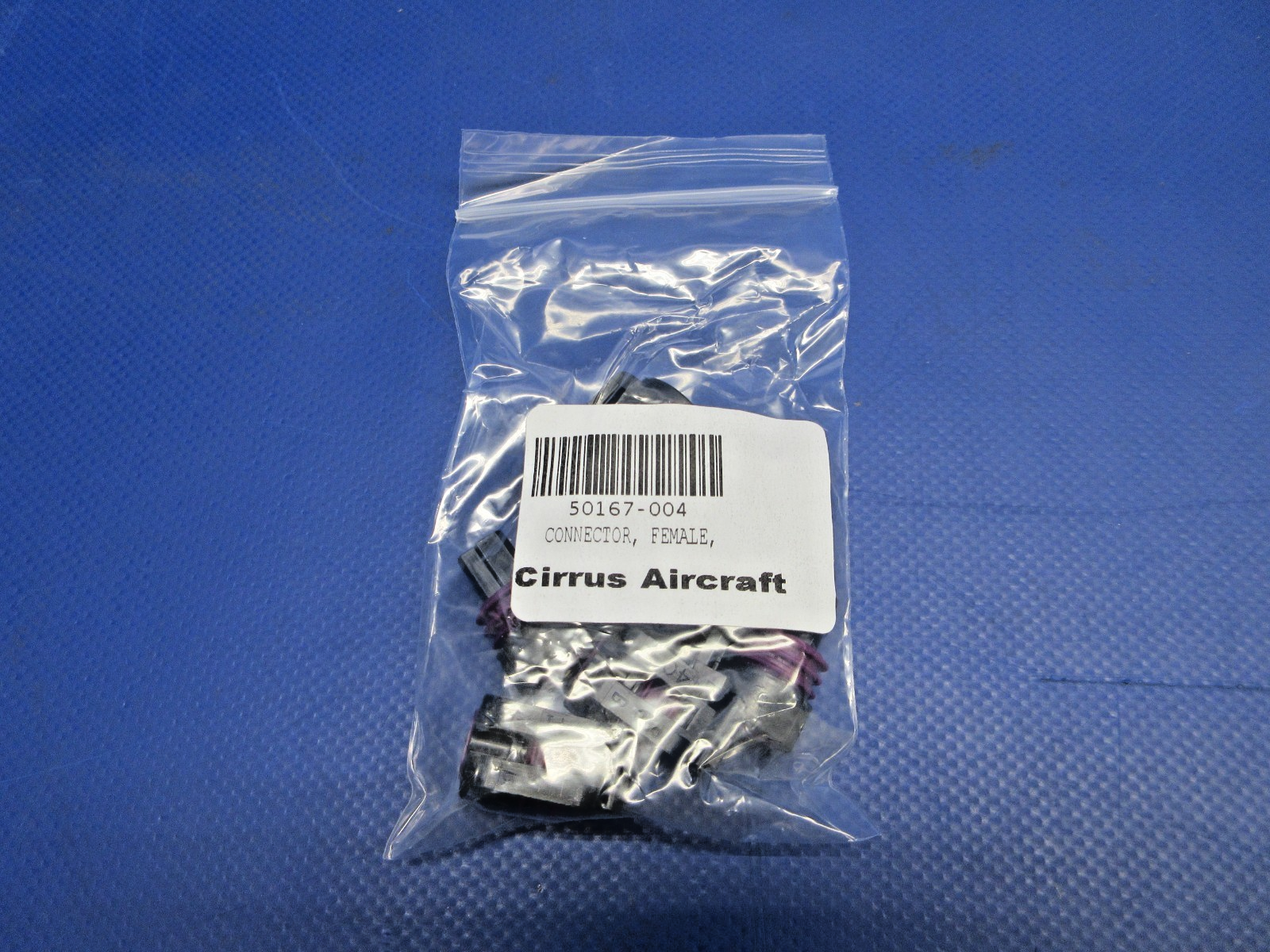 Cirrus SR20 / SR22 Female Connector P/N 50167-004 LOT OF 7 NOS (0326-1013)1