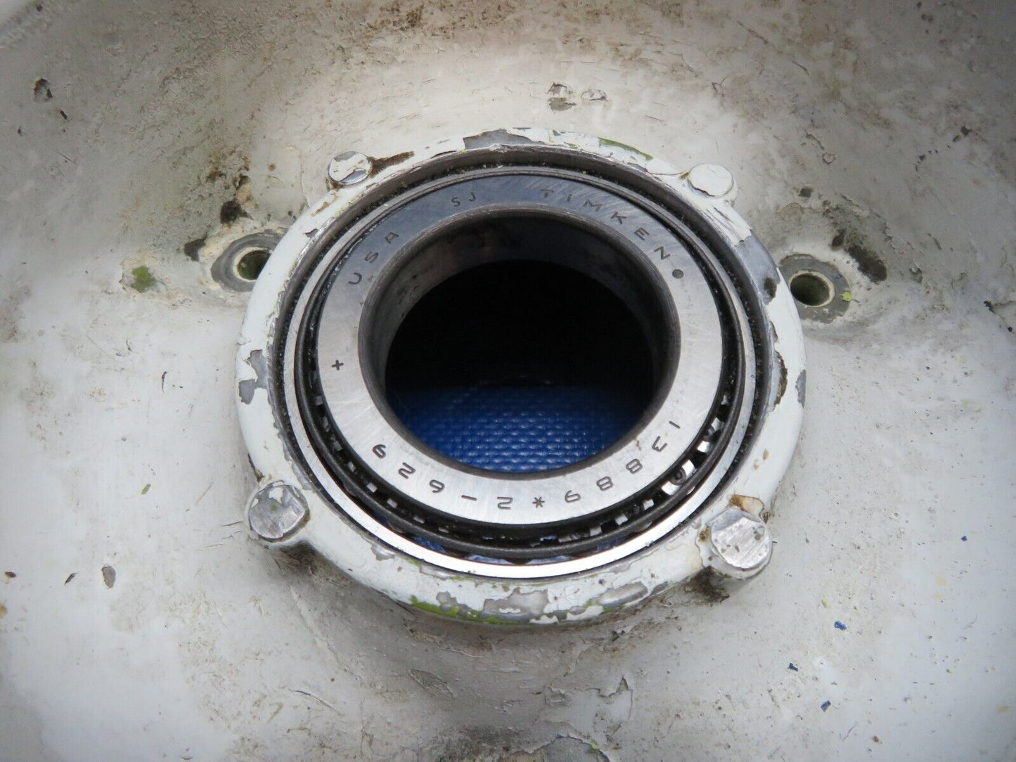 Cessna 310 / 310R Goodyear 6.00-6 Wheel Half Nose Wheel P/N 9541411P8 (1224-117)