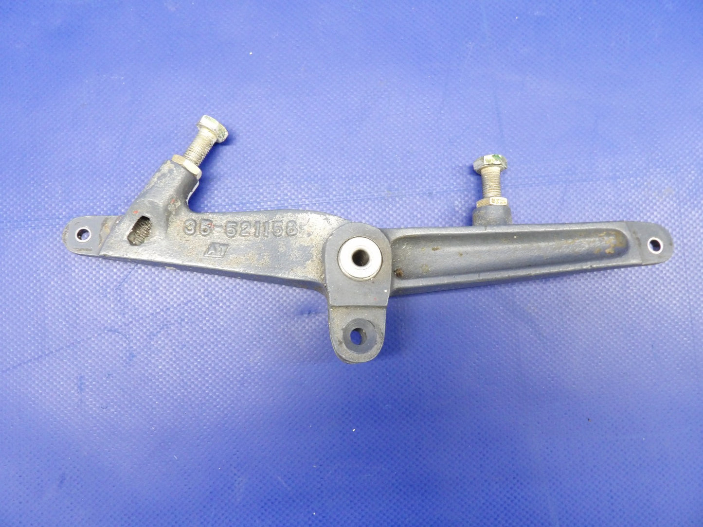 Beech D95A Travel Air Right Hand Aileron Bellcrank P/N 35-521158-3 (0326-406)2