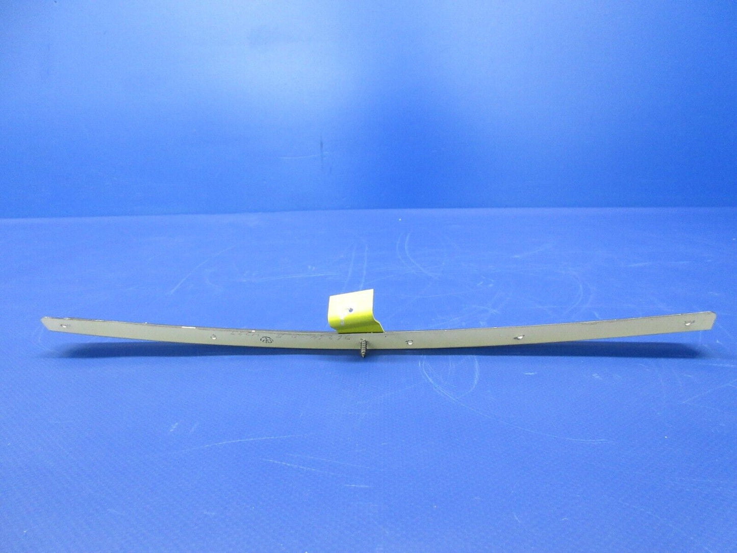 Piper PA-28-181 Pilot Center Window Retainer Bottom & Sides 76264-00 (1224-2043)
