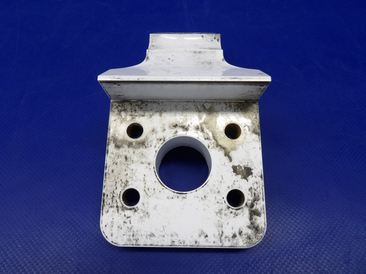Cirrus SR22 Main Gear Axle Fitting P/N 13284-001 (0926-1204)4