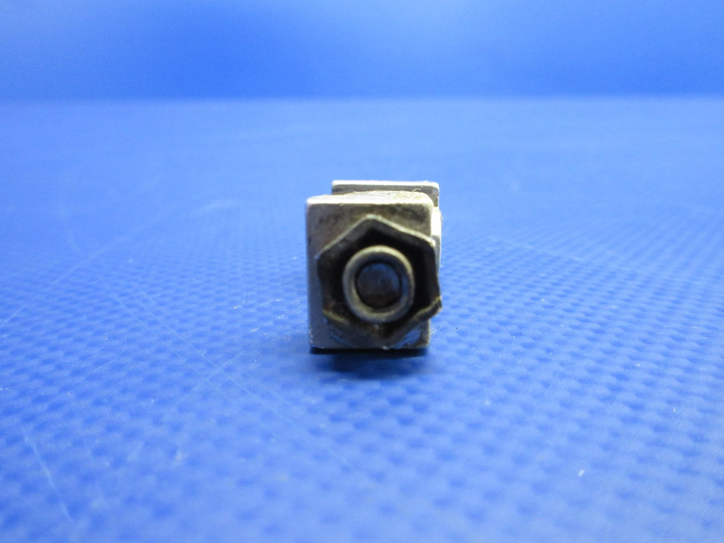 Beech 95 / D95A Travel Air Seat Rail Stop P/N 414-180657-3 LOT OF 16 (0326-809)4