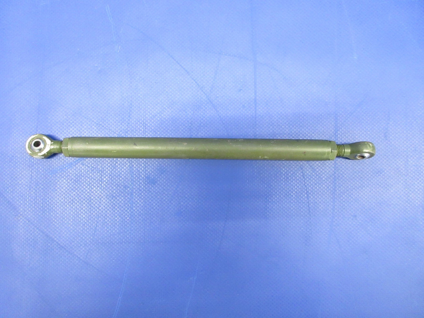 47031640