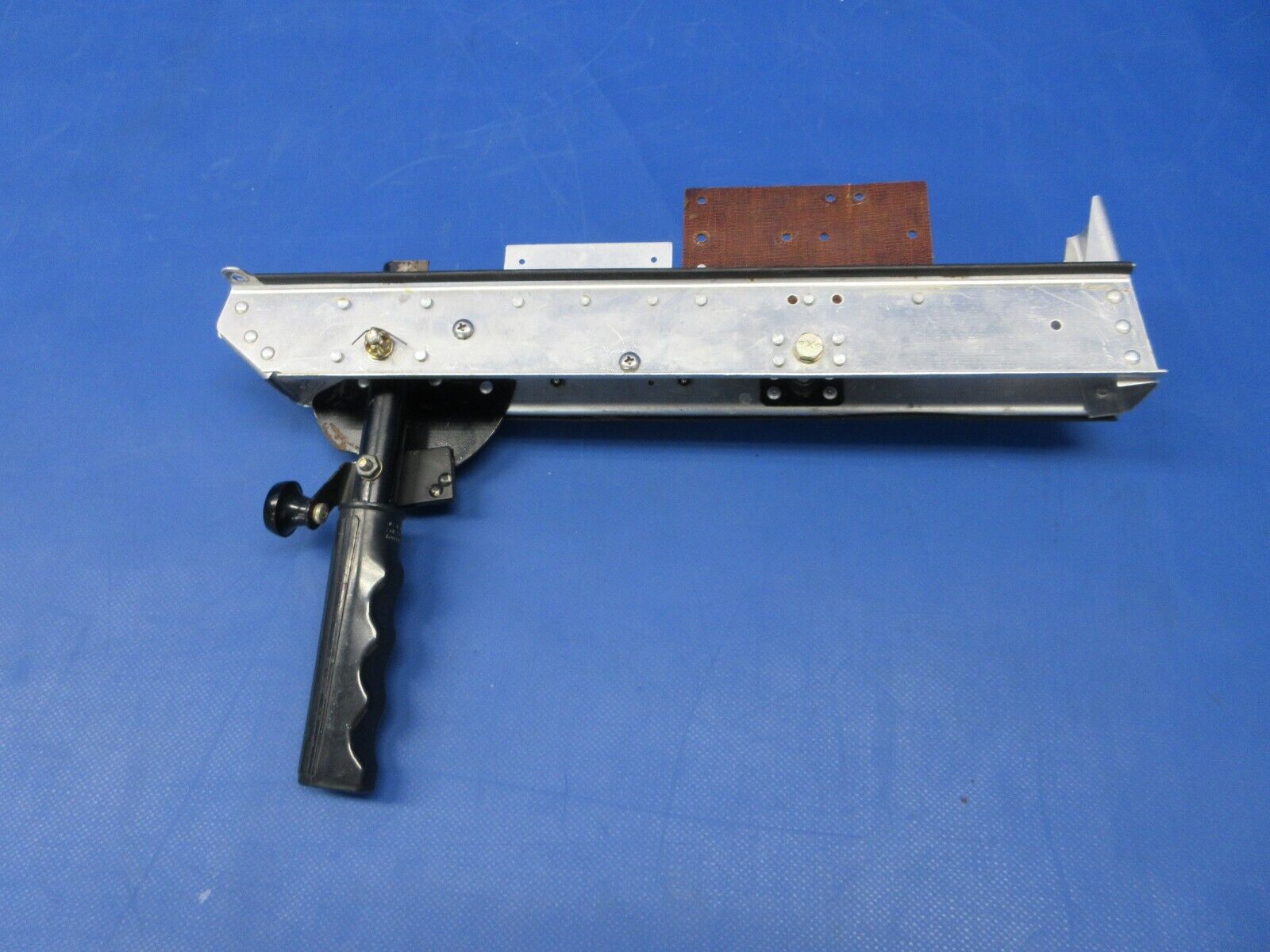 Piper PA-32RT-300T Hand Brake Support Channels & Handle P/N 63357-00 (0924-2097)