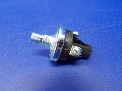 Honeywell Hobbs / Hour Meter Pressure Switch P/N 10-00813 NOS (0526-1396)5