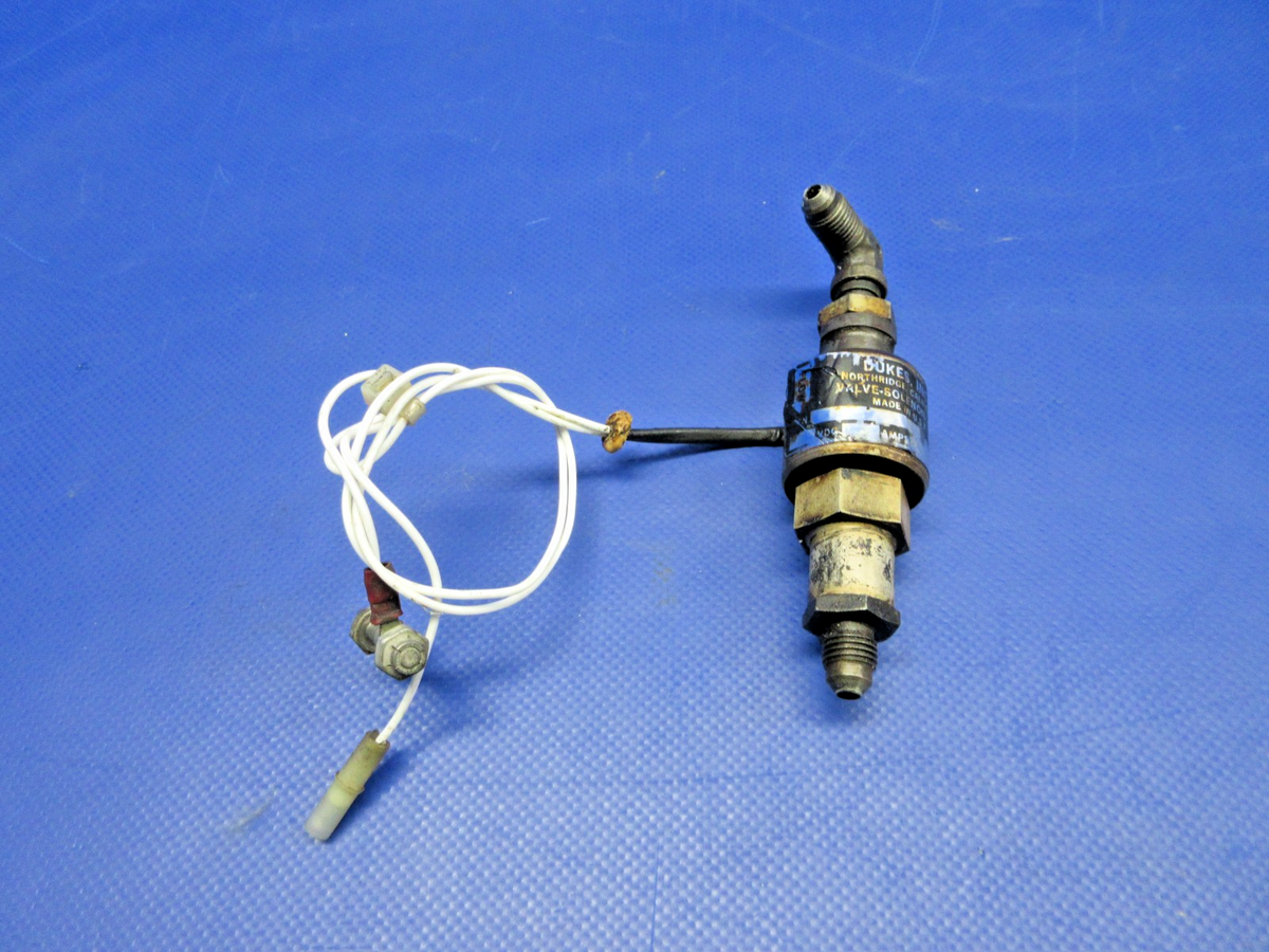 Piper PA-31T1 Cheyenne Solenoid Valve P/N 492-234 TESTED (0526-881)0