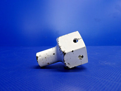 Cessna 172 / 172G Wheel Fairing Support Nut P/N 0441130-2 LOT OF 2 (0326-1206)12