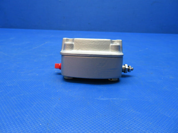 Mooney M20E Cleveland Brake Caliper w/ Linings P/N 30-5 REBUILT (0724-1837)
