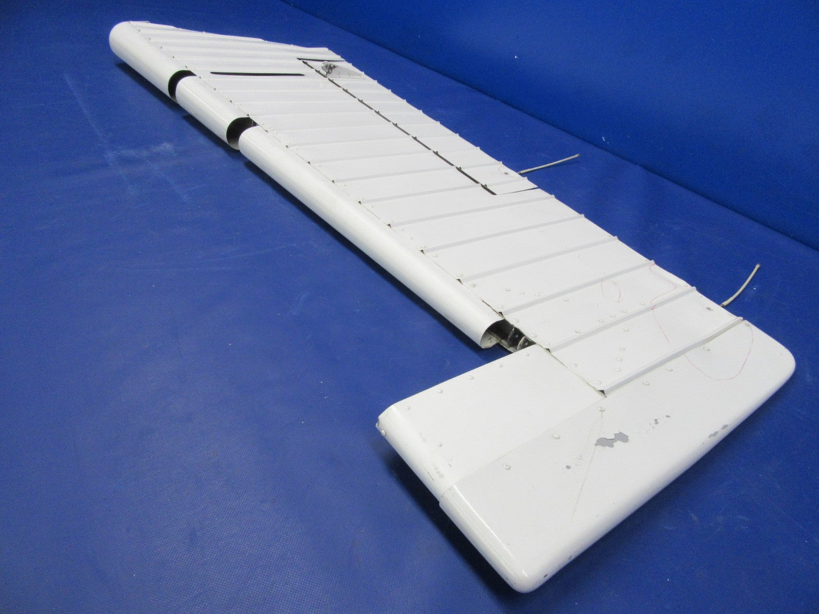 Cessna 172 / 172RG RH Elevator w/ Tab P/N 2432000-202 (0326-09)20