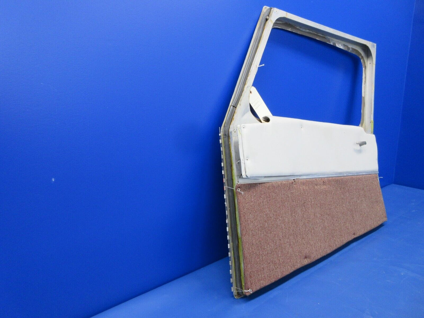 Beech 19A Musketeer Cabin RH Door  169-420010-651, 169-420012-661 (0424-650)