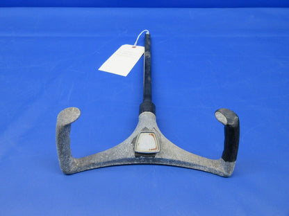 Cessna 150 Control Wheel / Yoke P/N 0513240-16 (0424-1065)