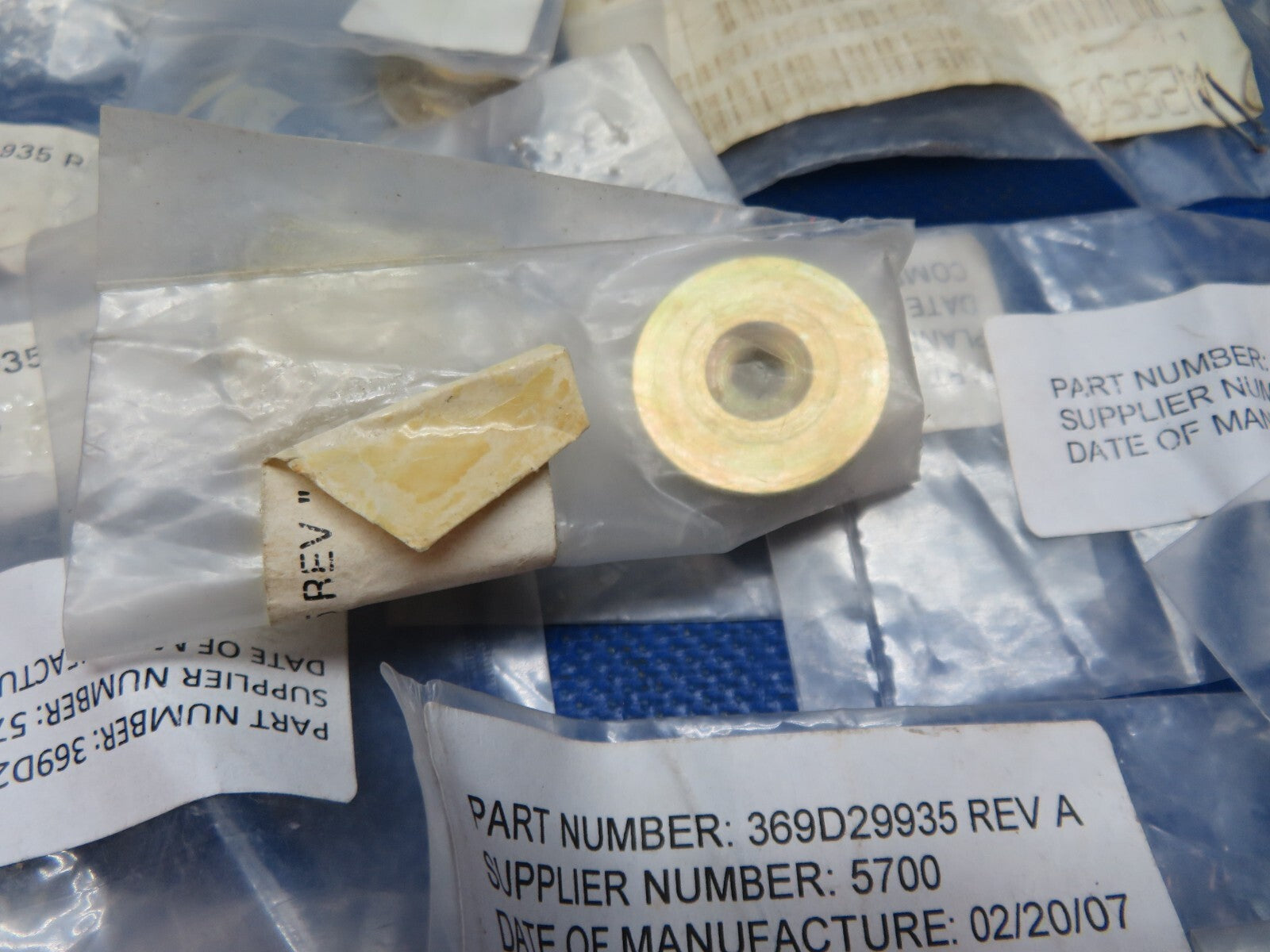 MD Helicopters Washers P/N 369D29935 LOT OF 51 NOS (1124-109)3