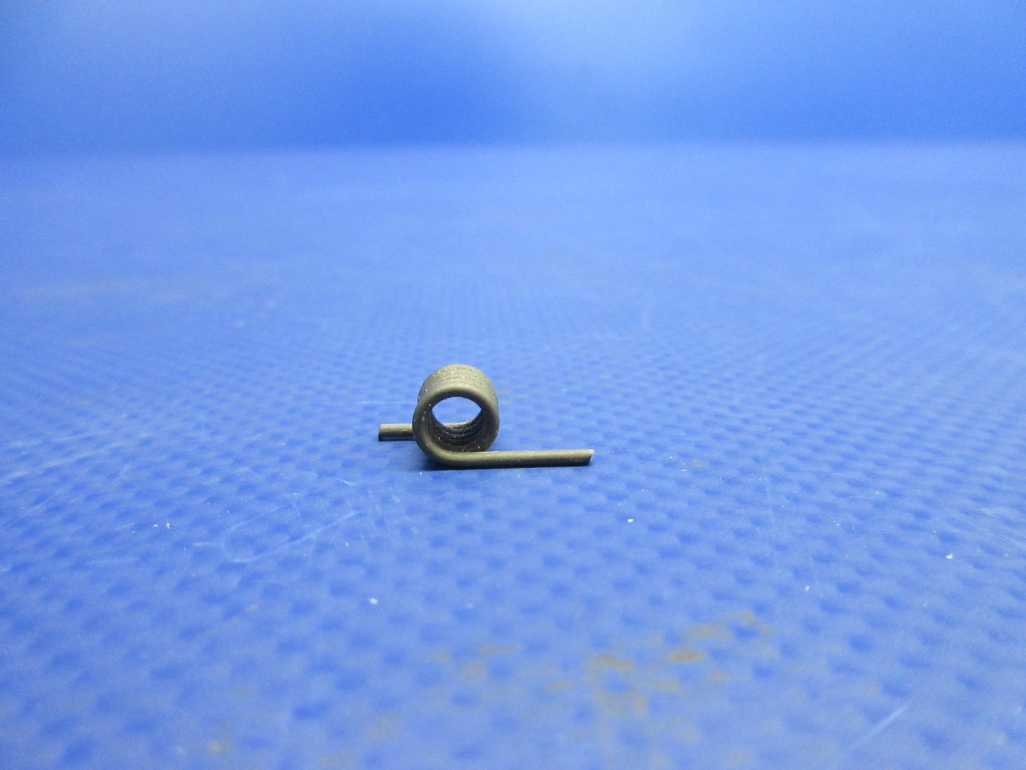 Cessna Cabin Door Latch Spring P/N 0417016-2 LOT OF 40 NOS (0426-720)3