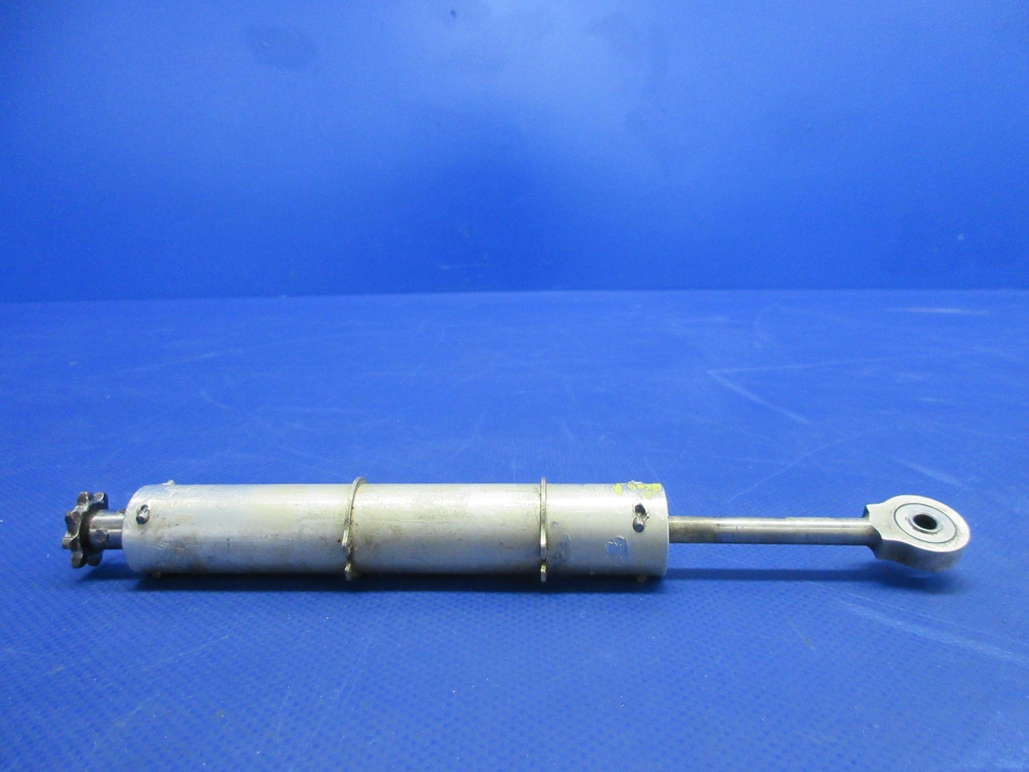Cessna 172 / 172RG Elevator Trim Tab Actuator P/N 1260074-1 (0626-888)8
