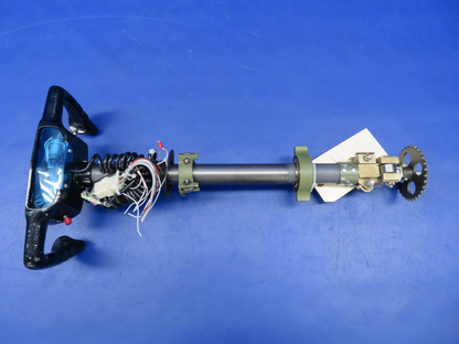 Cessna 421 LH Control Wheel P/N 0861326-24 w/ Cygnet Trim Switch (0726-437)4