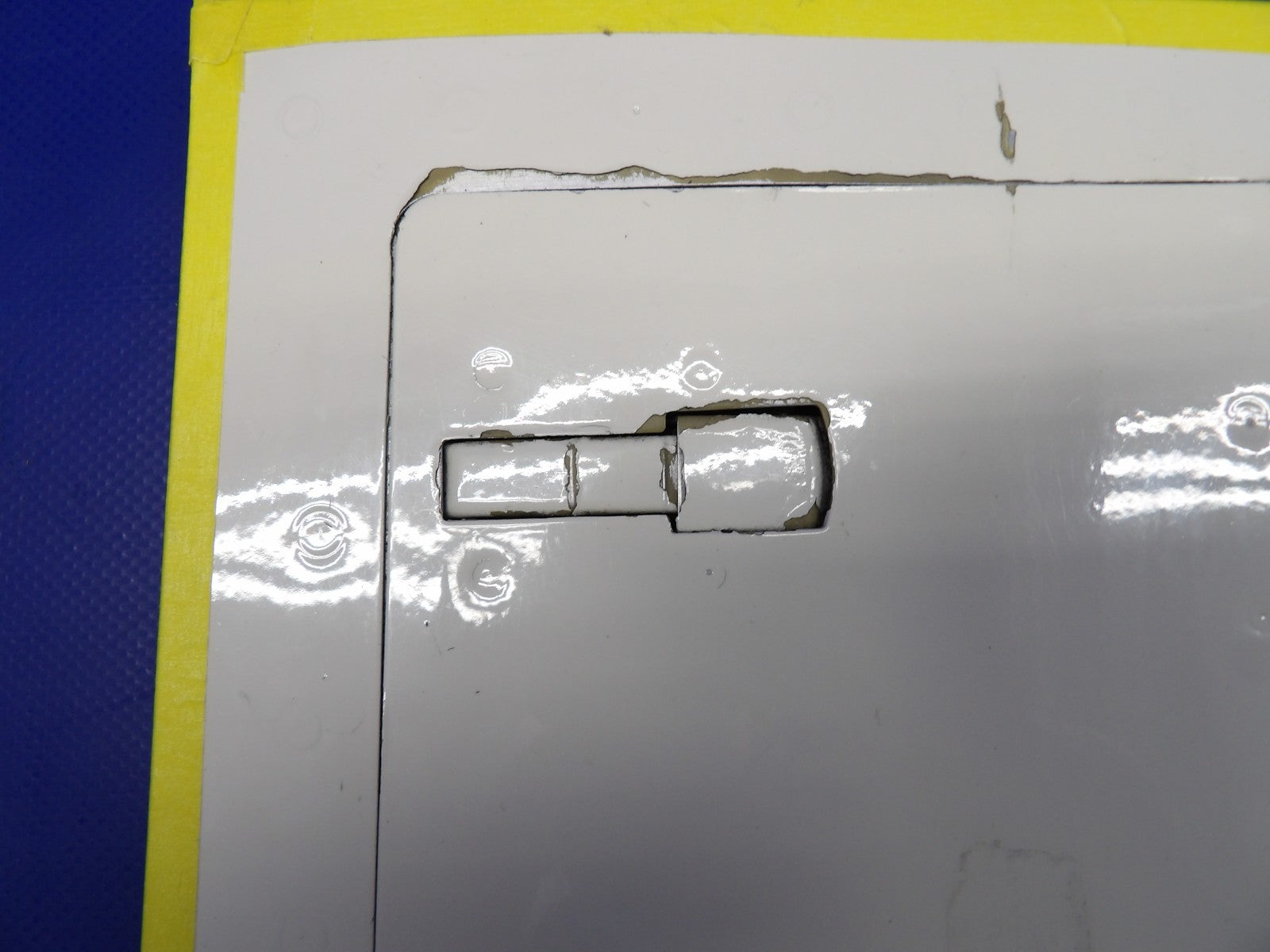 Beech 95 / D95A LH INBD / RH OTBD LWR Cowling Door P/N 95-910011-479 (0326-408)3