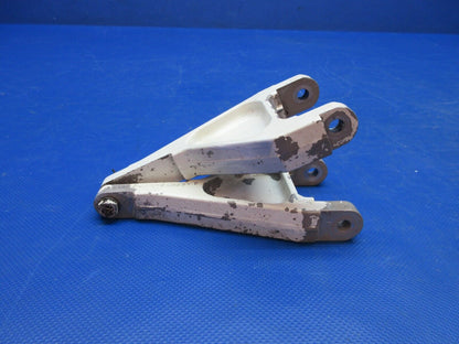 Piper PA-23-250 Aztec Main Gear Torque Link Assy P/N 31805-06 (0824-1320)