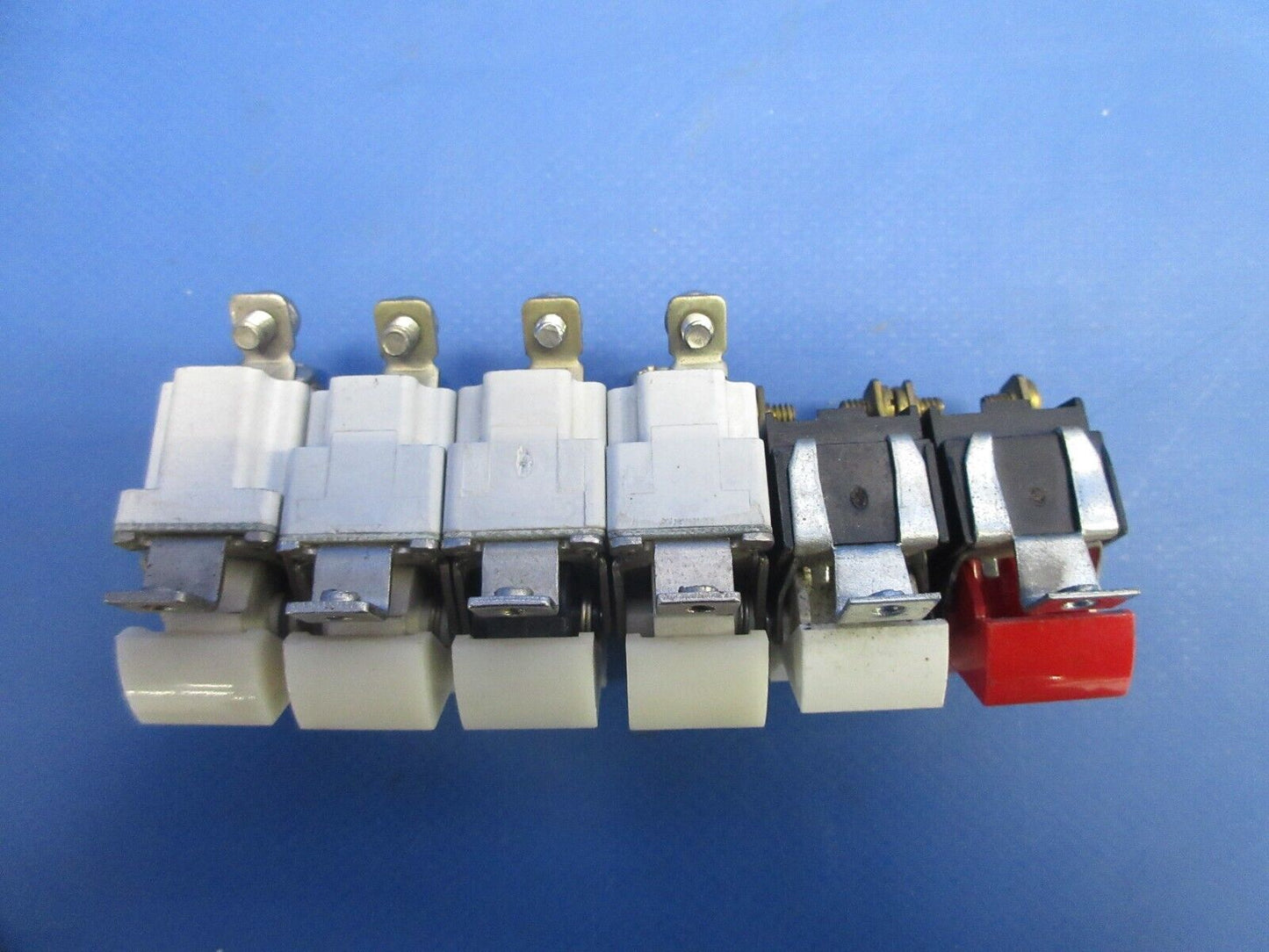 Enstrom 280FXKlixon Circuit Breaker & Switches Lot P/N 20TC2-CA-3 (1124-771)