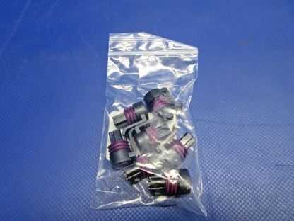 Cirrus SR20 / SR22 Female Connector P/N 50167-004 LOT OF 7 NOS (0326-1013)2