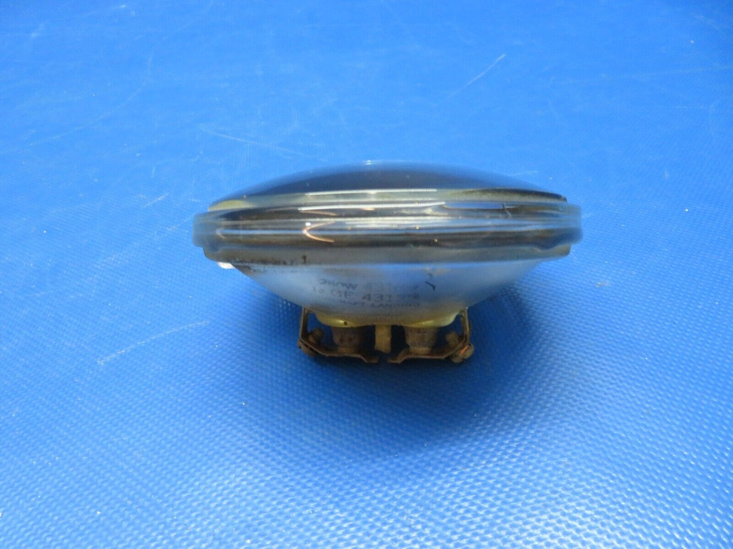 Beech C24R Landing Light Bulb & Retaining Ring P/N 169-110000-235 (0524-1562)