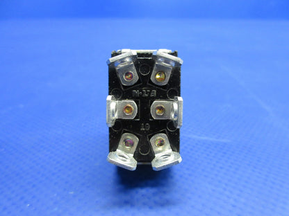 Cessna Flap Switch P/N S1661-2 NOS (0426-718)10