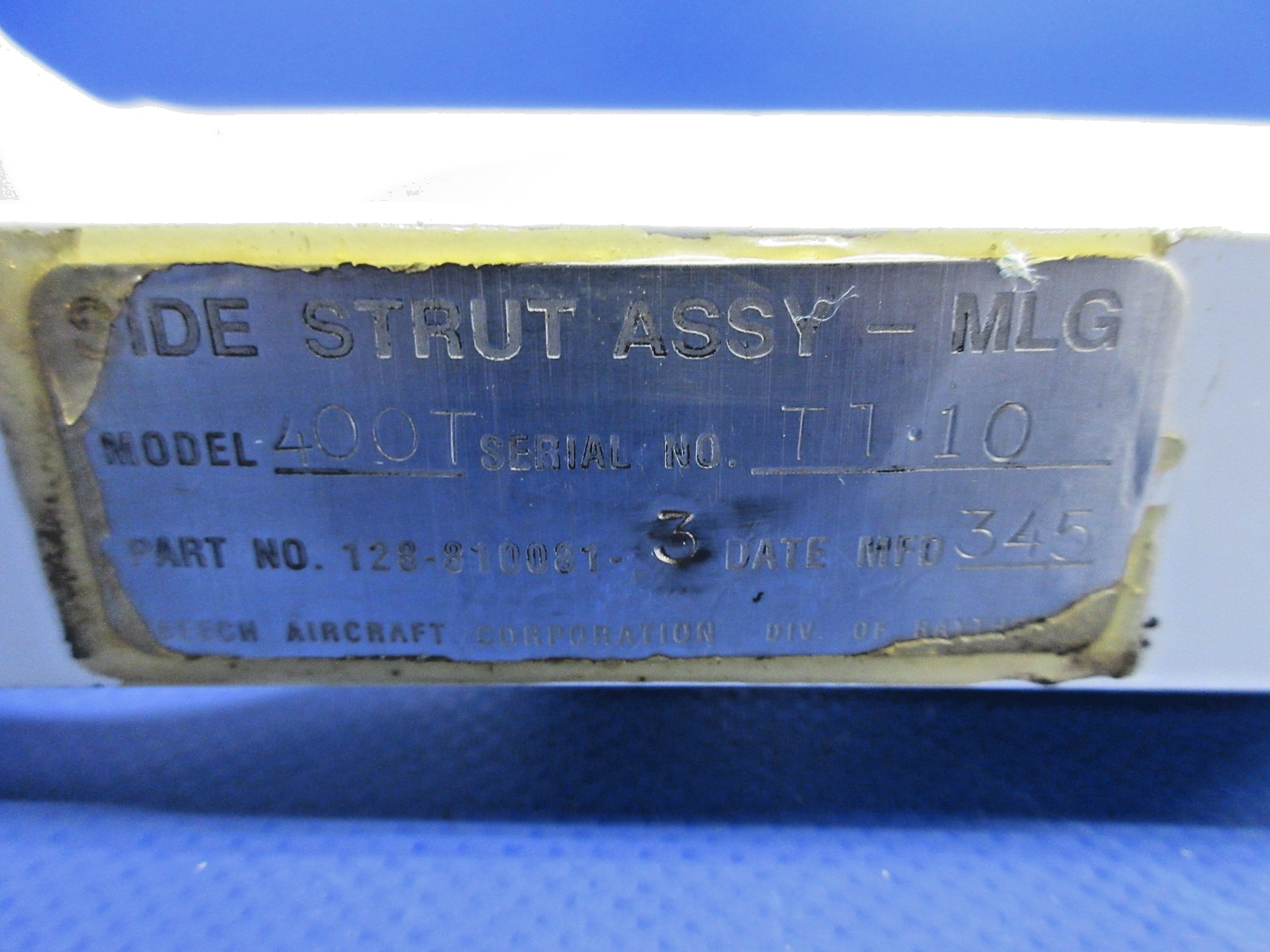 Beech Beech Jet 400 Main Gear LH Side Strut P/N 128-810081-3 (0326-711)3